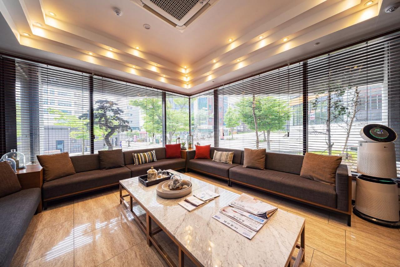 Benikea Hotel Bizinn Wonju Buitenkant foto