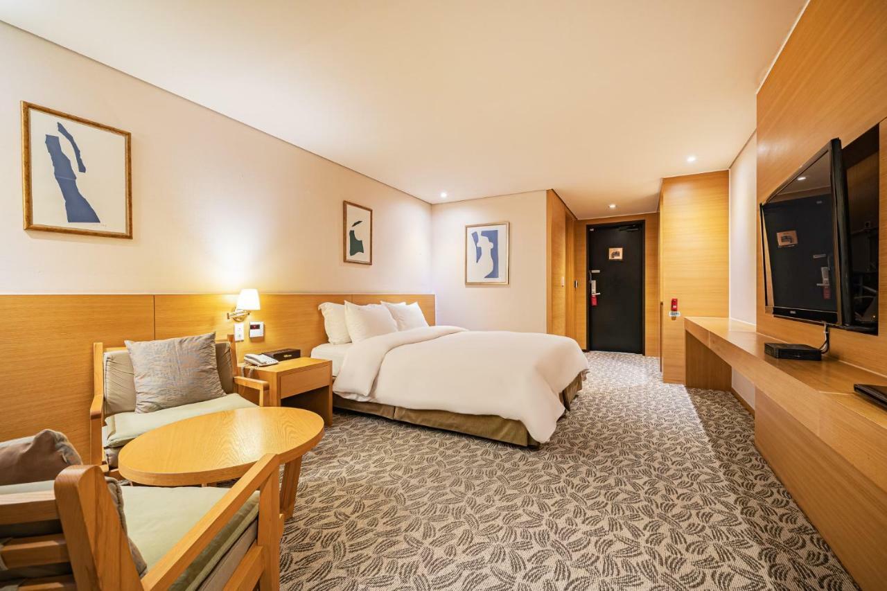 Benikea Hotel Bizinn Wonju Buitenkant foto