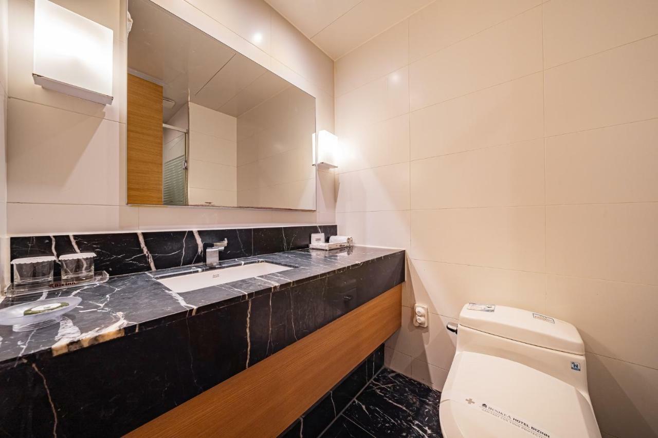 Benikea Hotel Bizinn Wonju Buitenkant foto